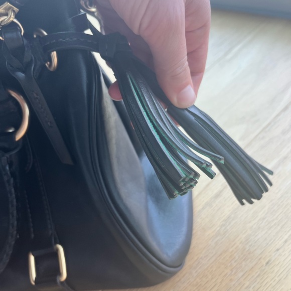 Gorgeous Dooney and Burke Satchel Florentine Leather Bag - Picture 10 of 13